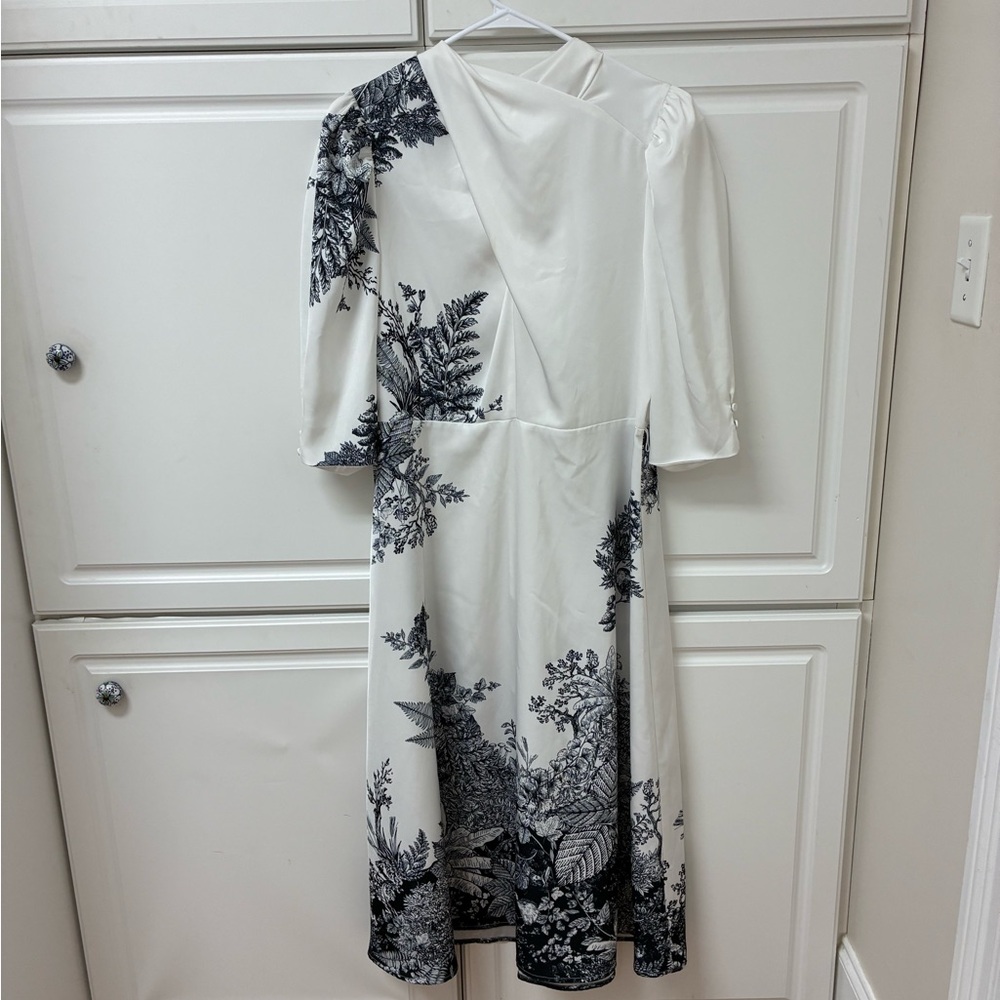 Chic Monochrome Floral Midi Dress